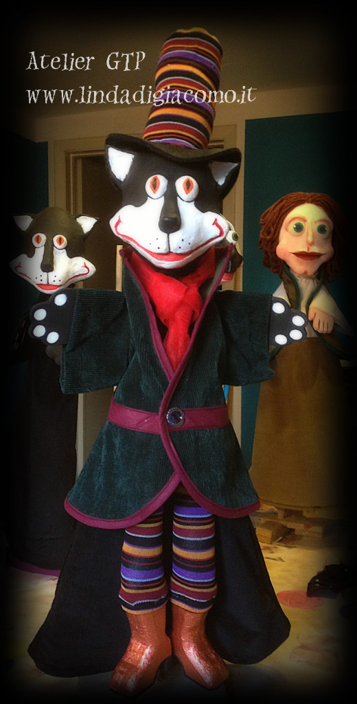 gatto stivali SPETTACOLI DI BURATTINI E MARIONETTE PER BAMBINI E FAMIGLIE A PISTOIA PRATO FIRENZE LUCCA PISA GROSSETO AREZZO SIENA TOSCANA LINDA DI GIACOMO GTP GRAN TEATRO DEI PICCOLI