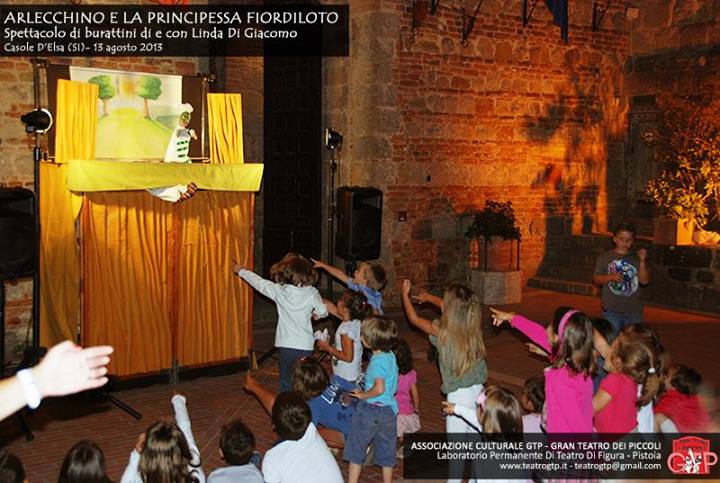 casole d'elsa siena SPETTACOLI DI BURATTINI E MARIONETTE PER BAMBINI E FAMIGLIE A PISTOIA PRATO FIRENZE LUCCA PISA GROSSETO AREZZO SIENA TOSCANA LINDA DI GIACOMO GTP GRAN TEATRO DEI PICCOLI